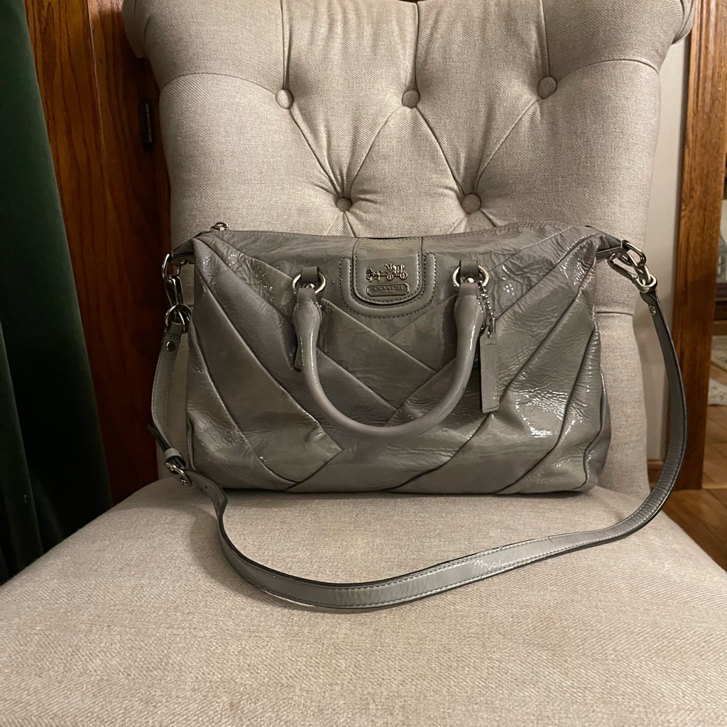 Coach Gray Tote Bag With Structured Shape And Adjustable Strap
